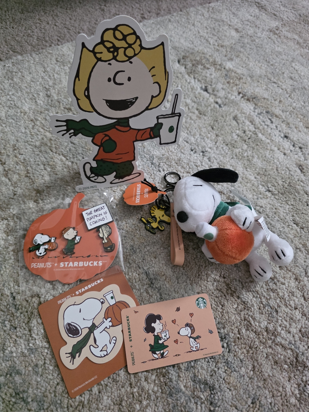 Peanuts x Starbucks Snoopy Keychain & Pin Set